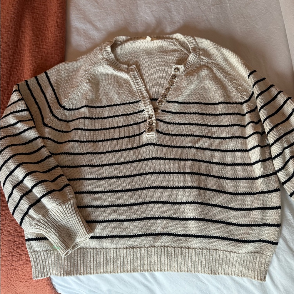 Sezane Leontine sweater size small (navy/ecru)